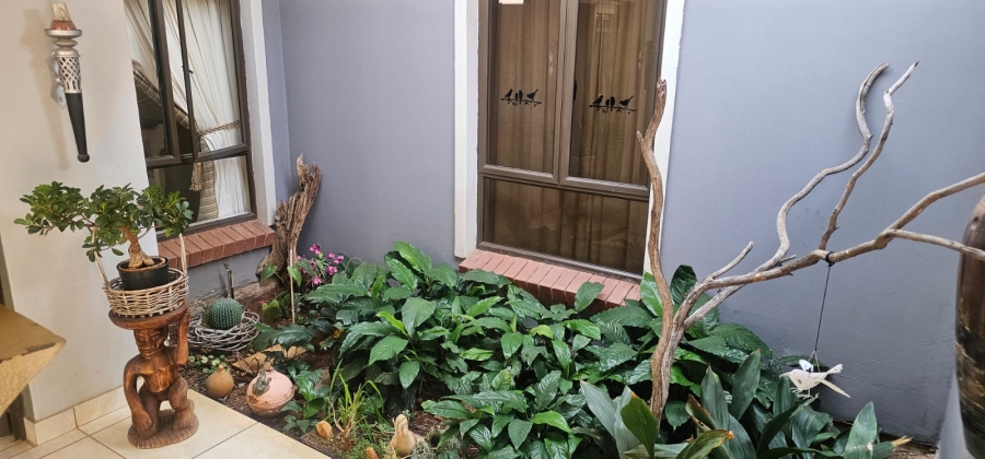 2 Bedroom Property for Sale in Wigwam North West